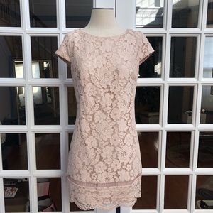 Vince Camuto cap sleeve dress